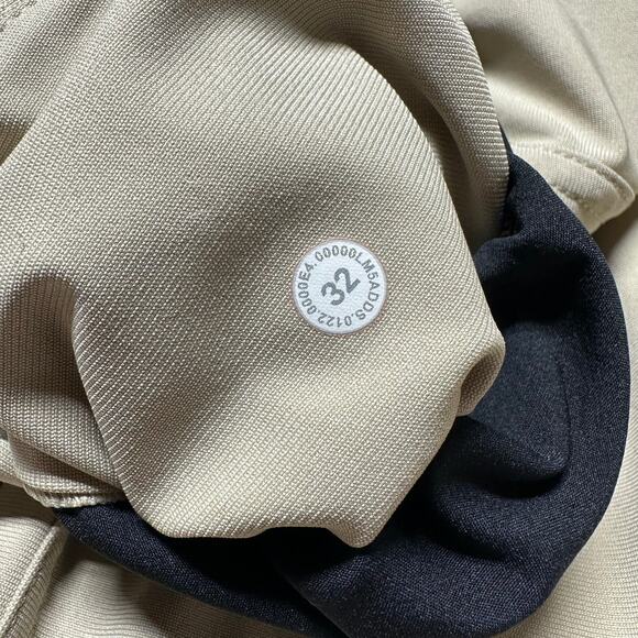 Lululemon ABC Pant Classic Warpstreme Khaki Beige Men's Size 32 x 29 EUC - Picture 4 of 7